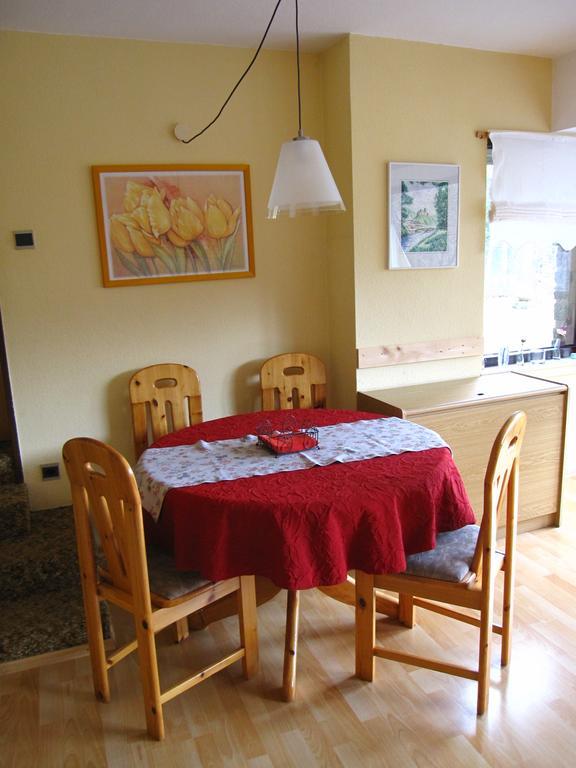 Ferienwohnung Kleinschmidt Heimbach Luaran gambar